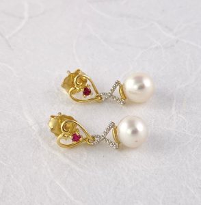 gold pearl earrings with ruby and diamonds view 2