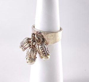 ring with freshwater pearl and silver blossoms view 1